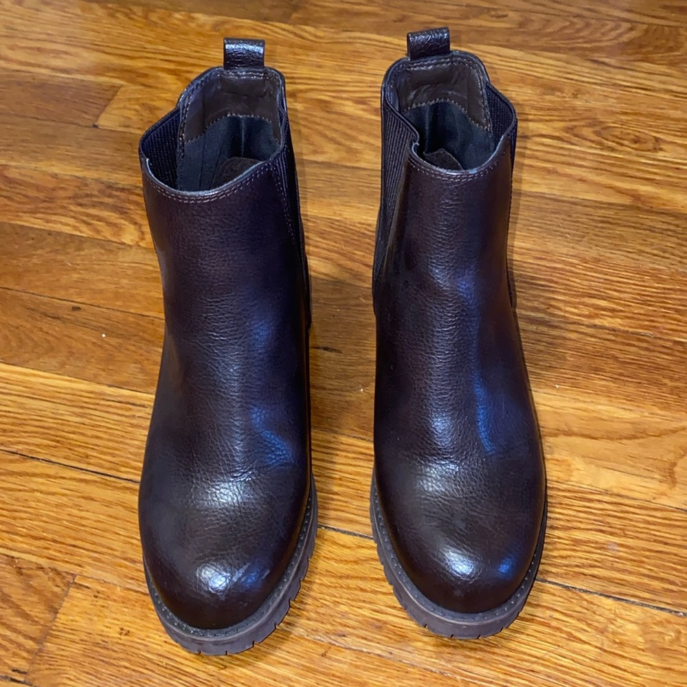 Heeled ankle boots (classic stacked heel)